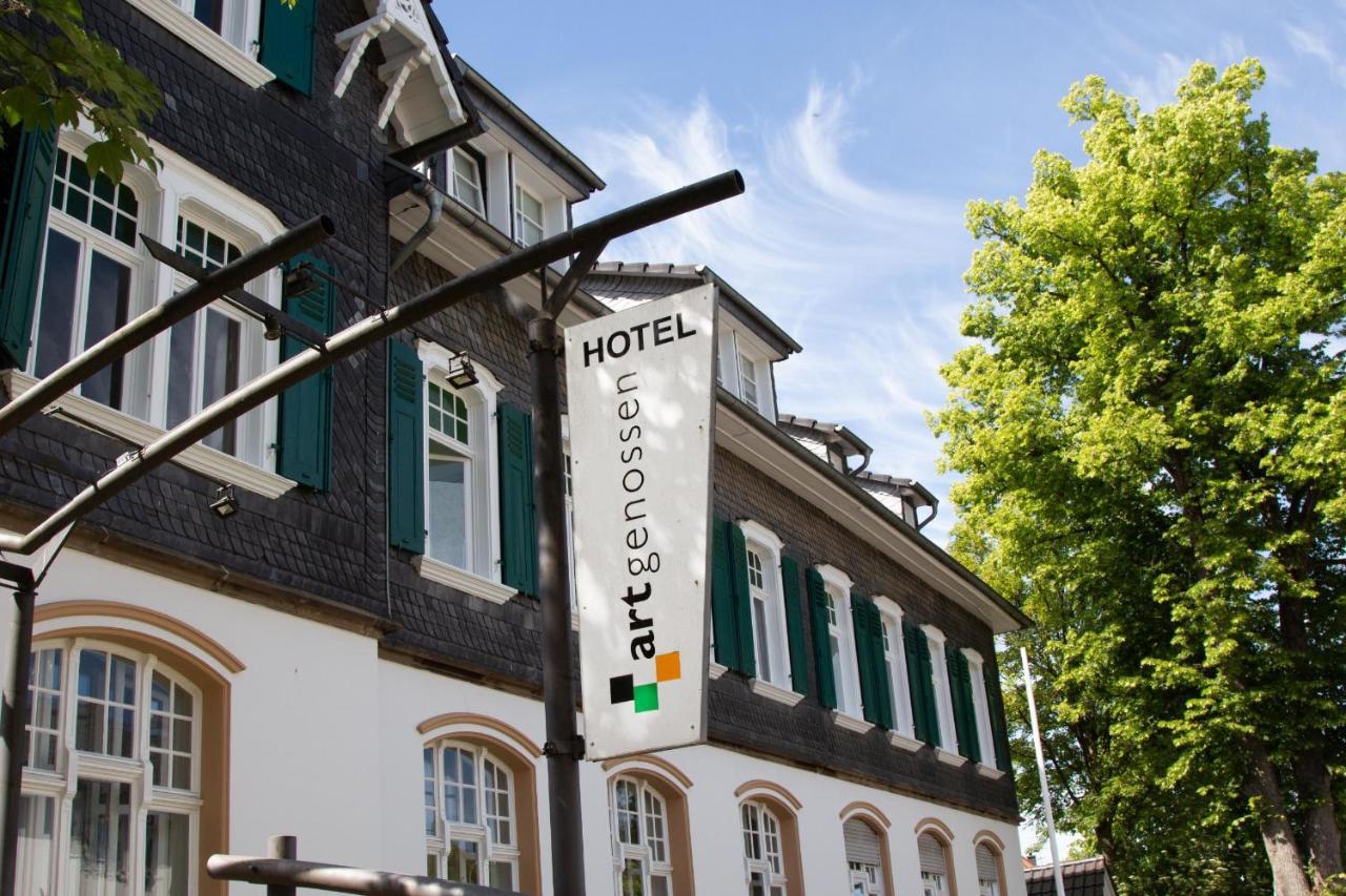2T Hotel Artgenossen Lindlar Exterior photo